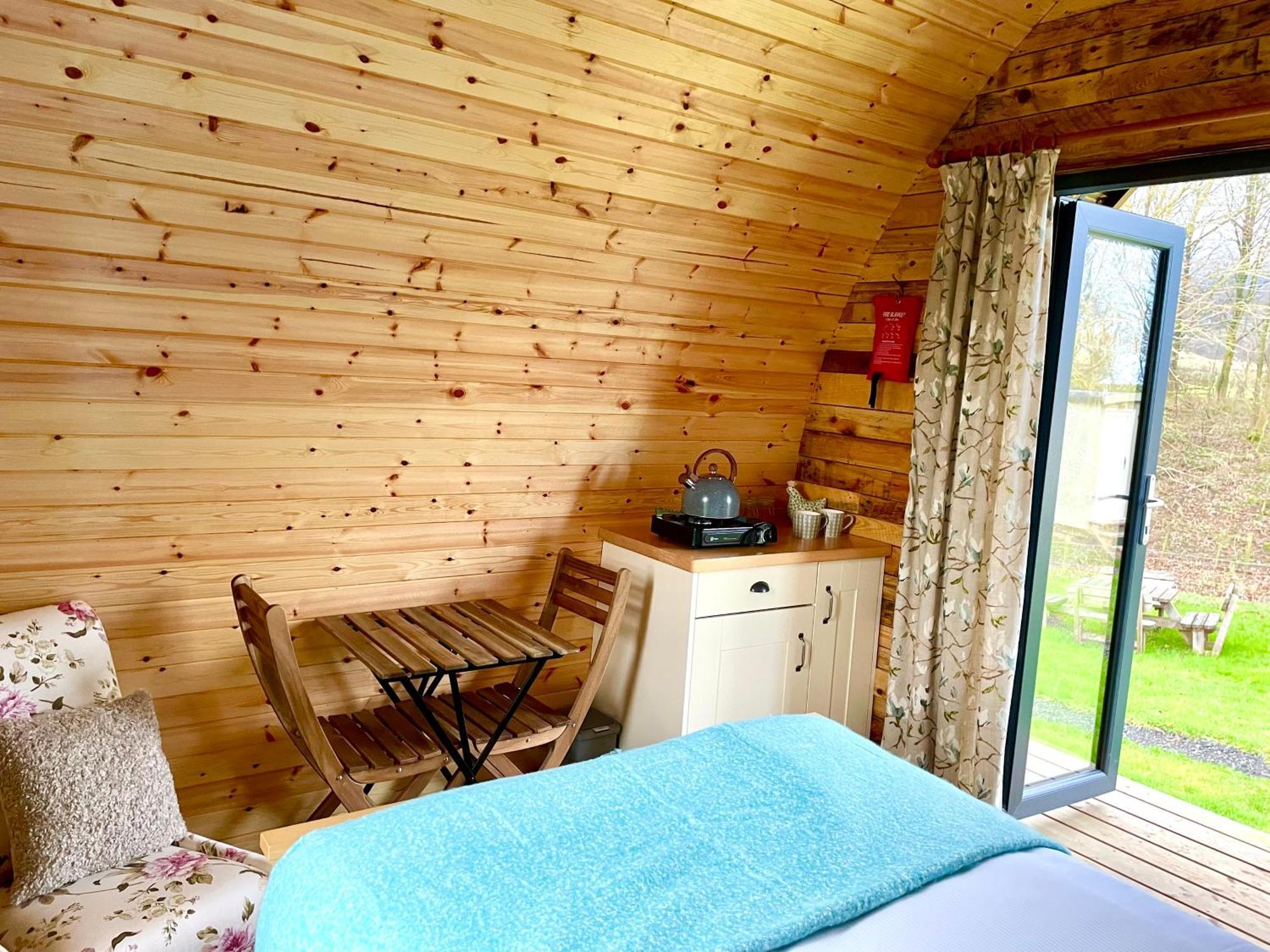 Alder Pod, Clay Bank Huts Hotel Ingleby Greenhow Exterior photo